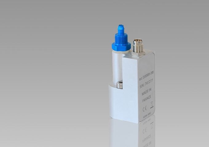 Compact pneumo-electronic transducers 